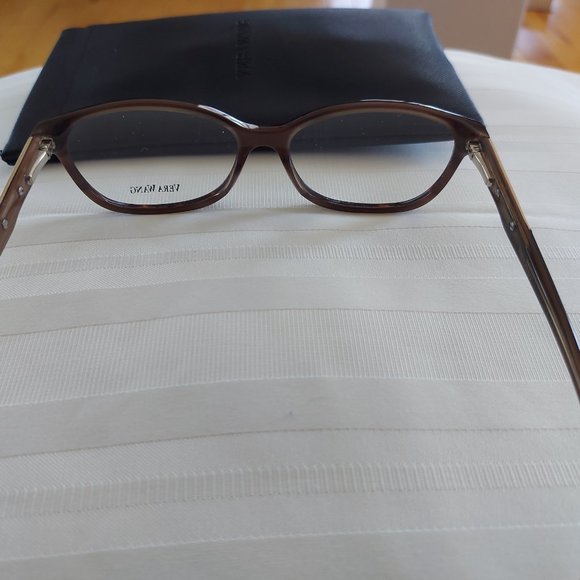 Vera Wang glasses - Picture 4 of 6